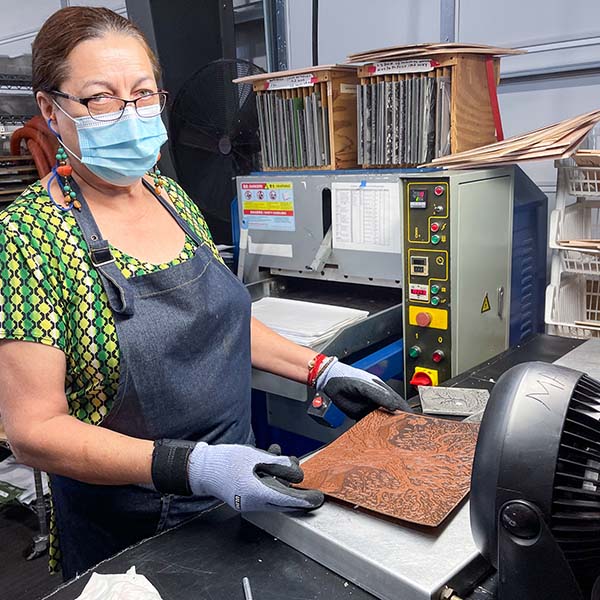 Embossing station Oberon Workshop