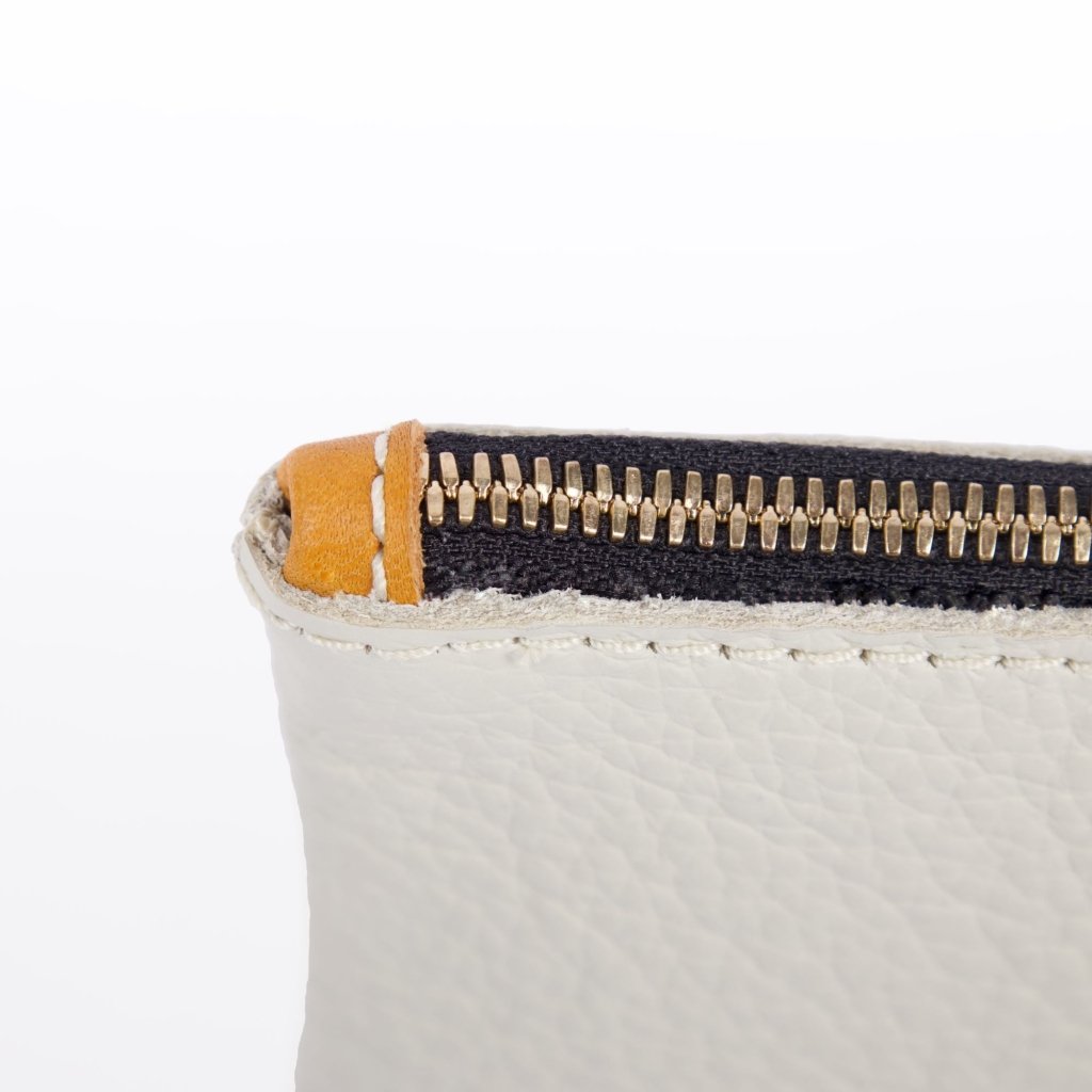 Oberon Design Zipper Pouch with Pacific Leather in Fog, detail zipper