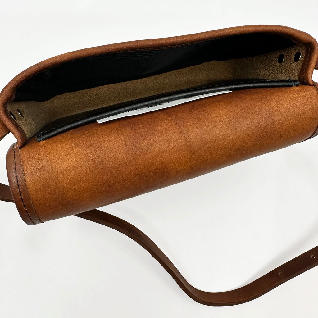 Oberon Design Leather Women&#39;s Cell Phone Handbag, Becca, Hard Times Interior