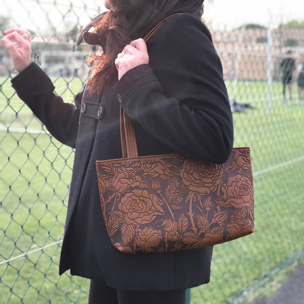 Oberon Design Streamline handbag, wild rose in saddle at the soccer field