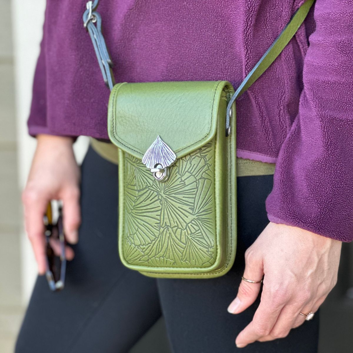 "Molly" Cross-Body Cell Phone Handbag | Oberon Design