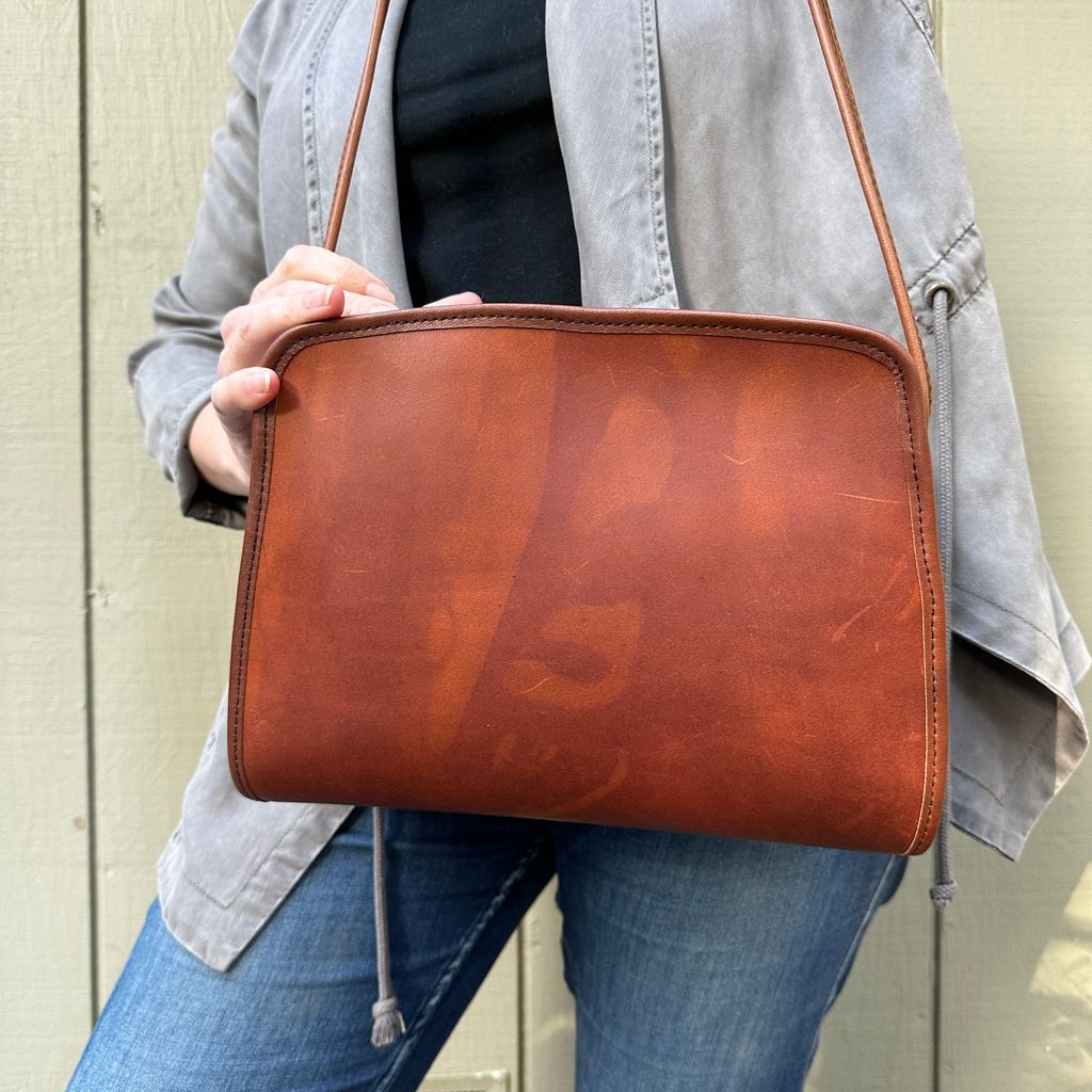 Oberon Design Leather Women's Handbag, Cloud Dragon Retro Crossbody