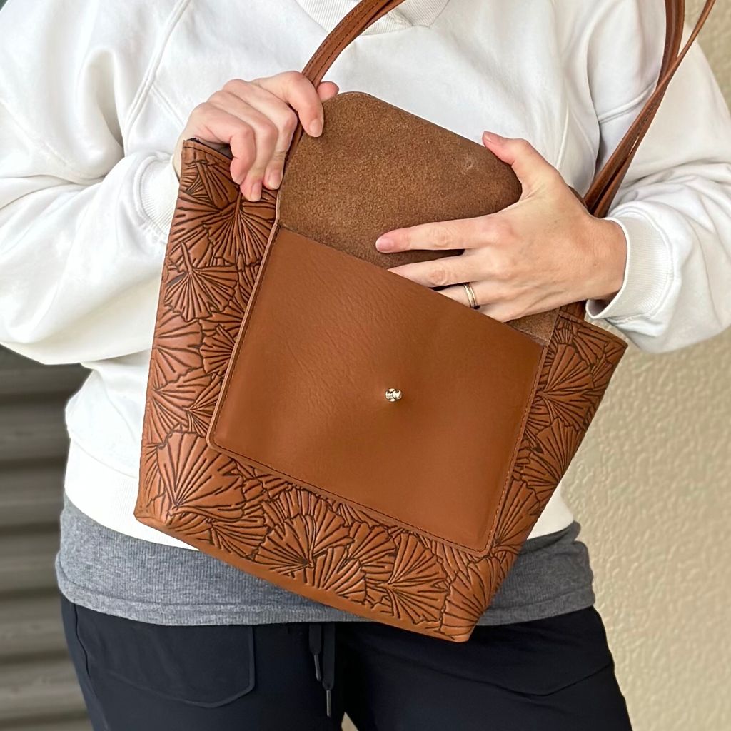 Leather Handbag, The Classic Tote, Ginkgo, Main Image