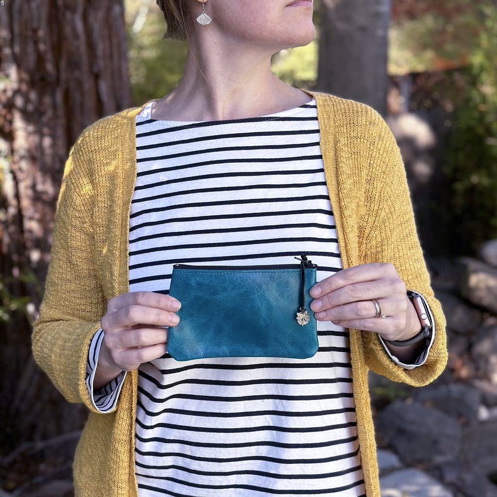 Leather 6 inch Zipper Pouch, Wallet, Coin Purse in Turquoise, Model
