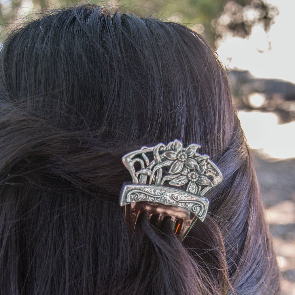 Oberon Design Hair Accessory, Hair Comb, Narcissus