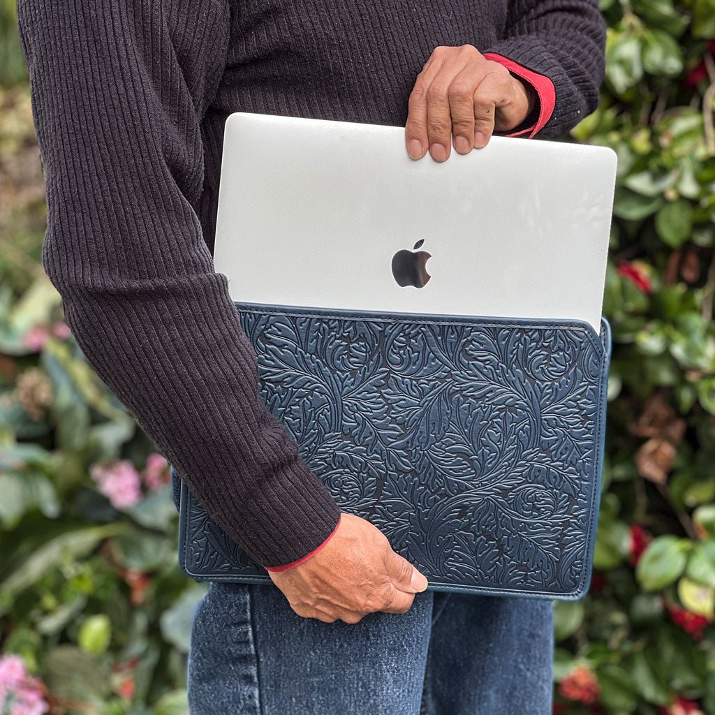 Oberon Design Genuine Leather Laptop Sleeve, MacBook Case, Tablet Cover, Acanthus, Navy, Model