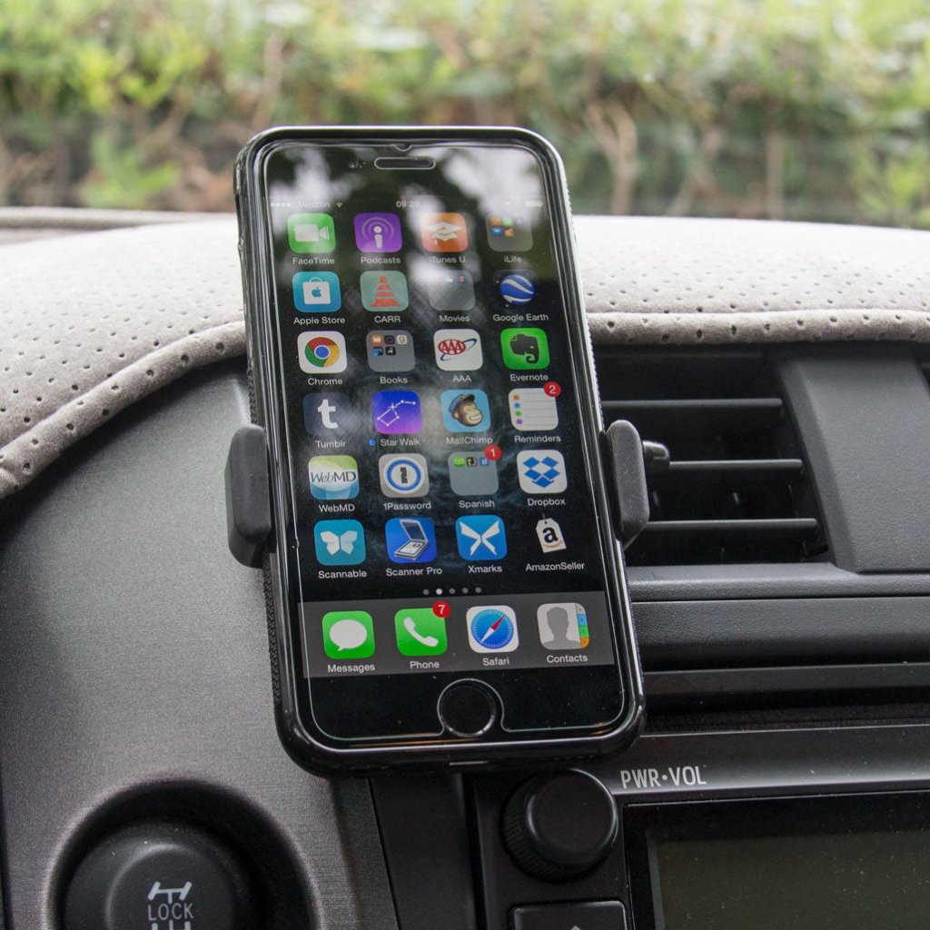 iPhone Wallet, Mounted in Car