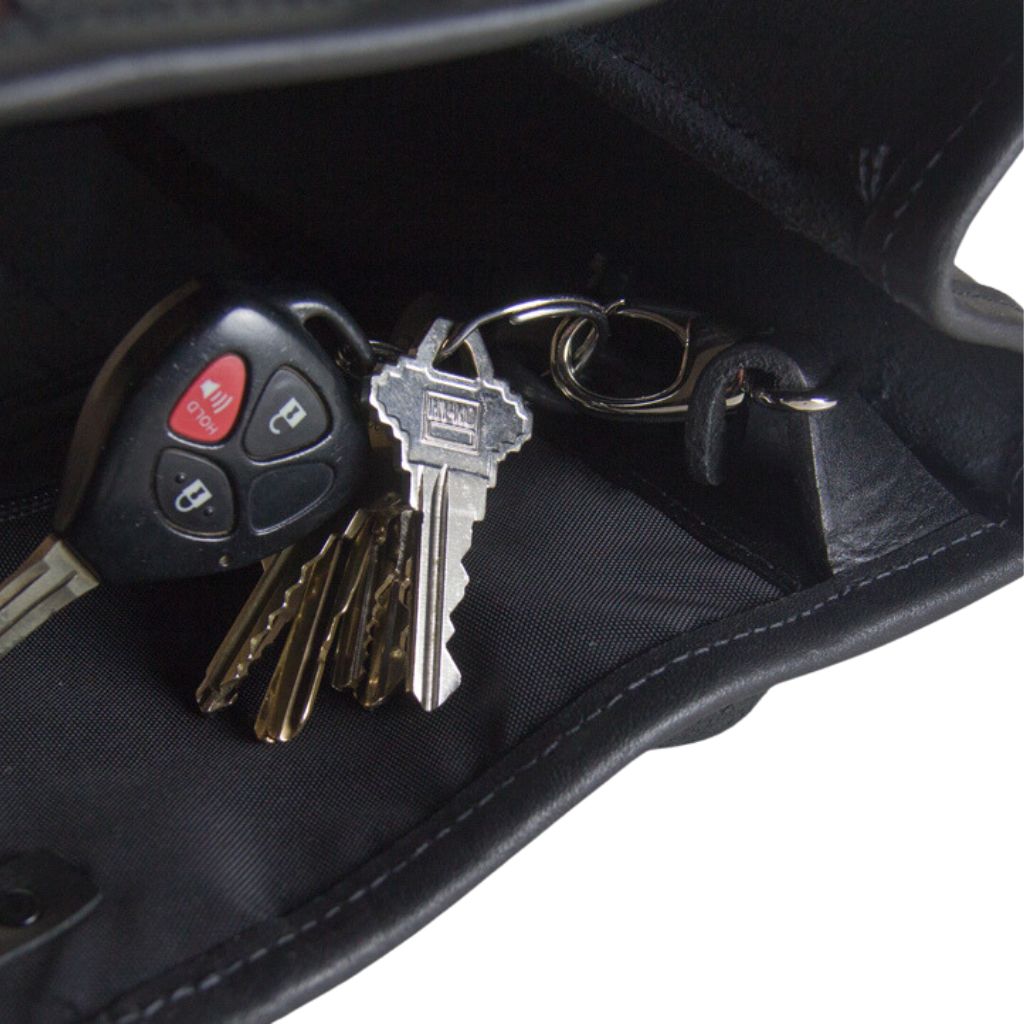 Sonoma Tote, Key Hook Feature