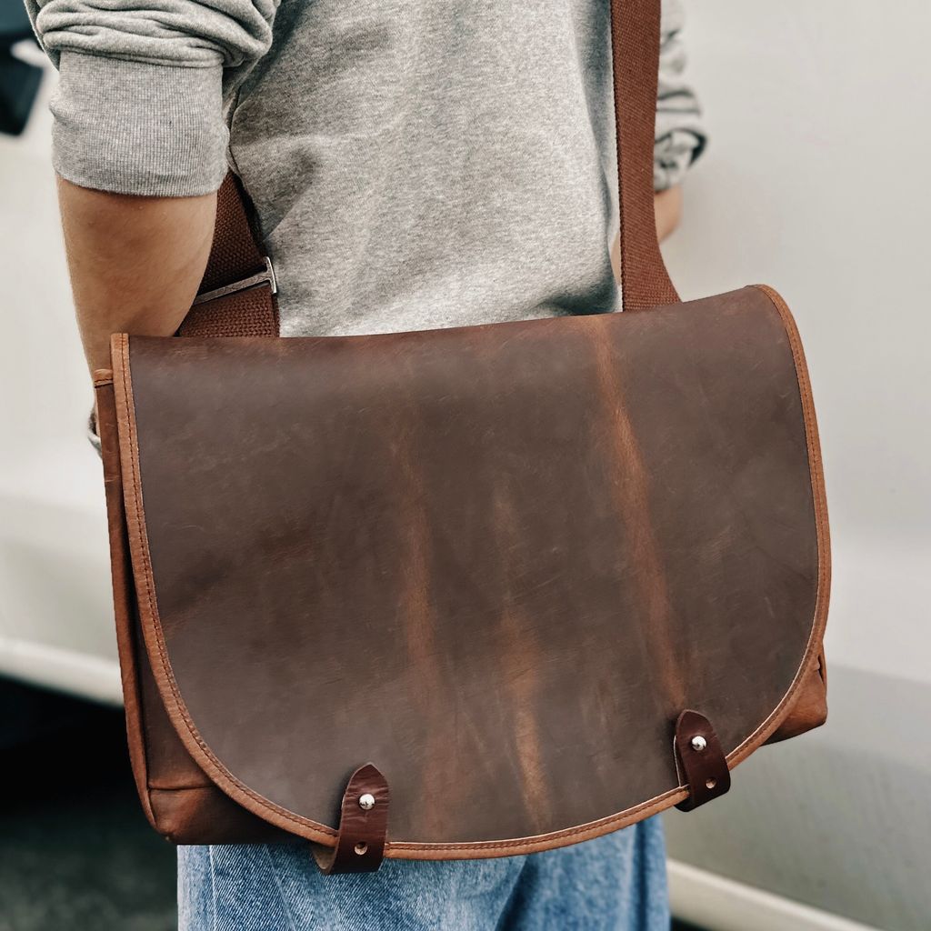 Slimline Messenger bag in Hard Times Leather on Model